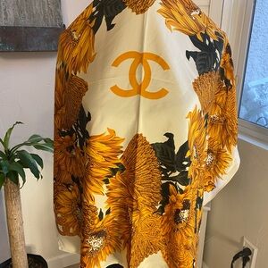 CHANEL Floral Sunburst Scarf